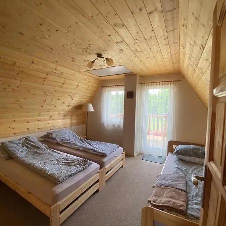 Misiowka W Lasowce K/zielenca Chalet *